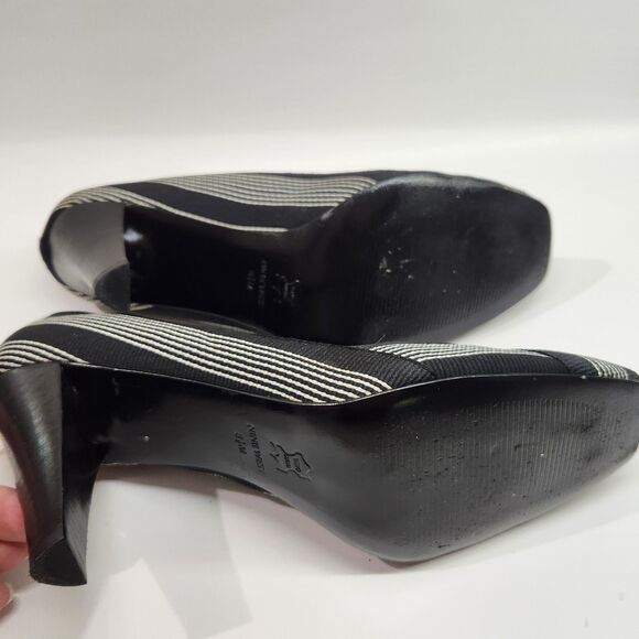Woman's Nine West 3 1/2" Heel Peep Toe Size 8 1/2 M Black White Stripe - Picture 9 of 16